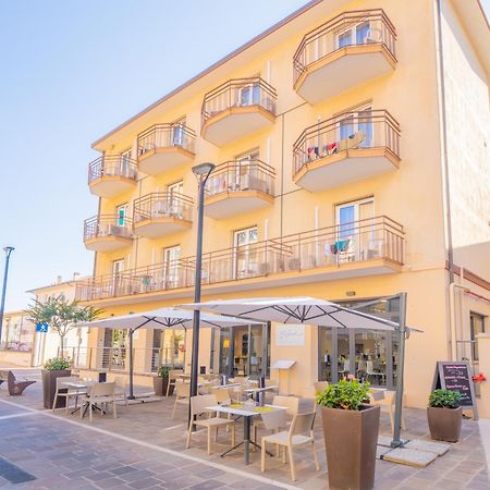 Hotel La Bussola Finale Ligure Εξωτερικό φωτογραφία