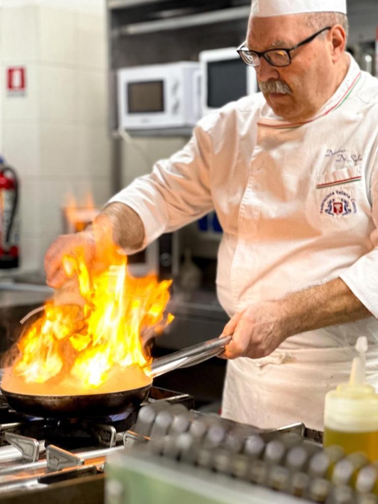 Hotel La Bussola Finale Ligure Εξωτερικό φωτογραφία