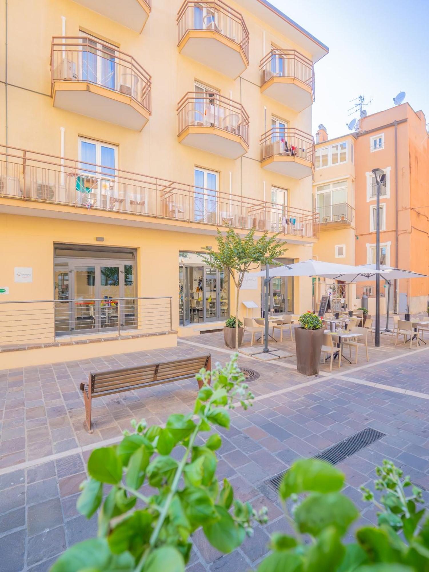 Hotel La Bussola Finale Ligure Εξωτερικό φωτογραφία
