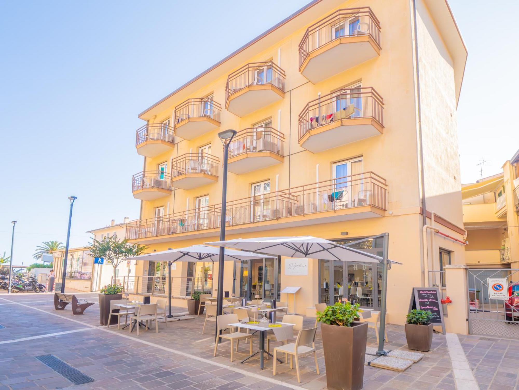 Hotel La Bussola Finale Ligure Εξωτερικό φωτογραφία